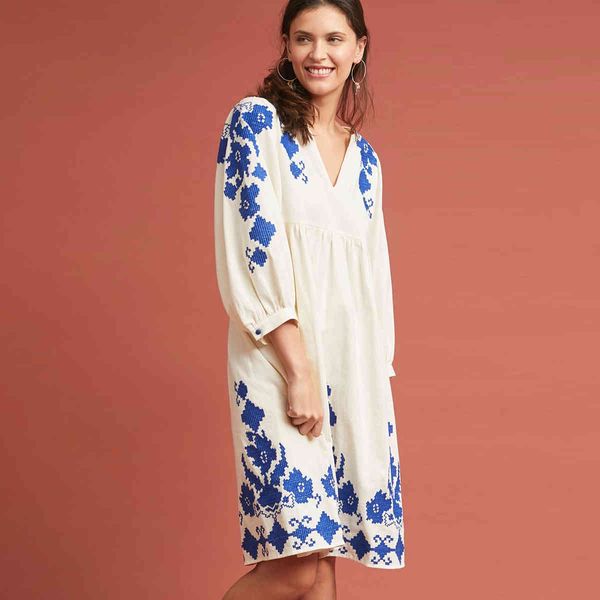 jastie vintage spring autumn dress boho ethnic embroidered knee-length women dresses v-neck 3/4 sleeve cotton dress vestido 210419, White
jastie vintage spring autumn dress boho ethnic embroidered knee-length women dresses v-neck 3/4 sleeve cotton dress vestido 210419, White