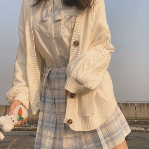 women's sweaters sweaters sweatershalf bag of beans jk uniform college fresh knitting coat wide v-neck cardigan sweater girl b6kw, White;black
women's sweaters sweaters sweatershalf bag of beans jk uniform college fresh knitting coat wide v-neck cardigan sweater girl b6kw, White;black