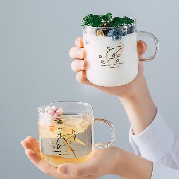 mugs 1pcs 350ml/380ml golden dolphin/fish pattern glass cups creative japanese style heat-resistant milk coffee cup with handle
mugs 1pcs 350ml/380ml golden dolphin/fish pattern glass cups creative japanese style heat-resistant milk coffee cup with handle