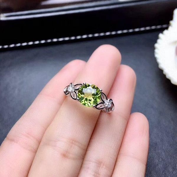 cluster rings original design green crystal faceted shiny butterfly opening adjustable ring light luxury charm ladies silver jewelry, Golden;silver
cluster rings original design green crystal faceted shiny butterfly opening adjustable ring light luxury charm ladies silver jewelry, Golden;silver