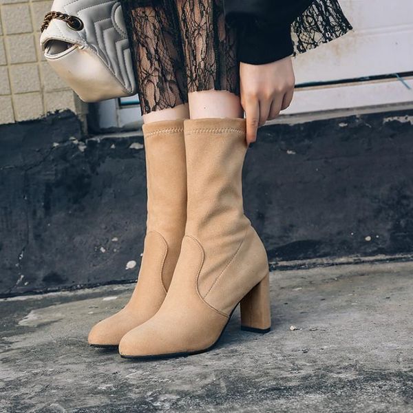boots big size 9 10 11-17 women shoes ankle for ladies stitching sleeve round head thick heel, Black
boots big size 9 10 11-17 women shoes ankle for ladies stitching sleeve round head thick heel, Black