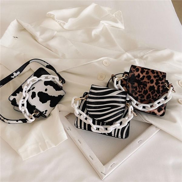 new fashion animal pattern pu women handbag tote acrylic chain mini shoulder bags popular simple female daily bag shipping free
new fashion animal pattern pu women handbag tote acrylic chain mini shoulder bags popular simple female daily bag shipping free