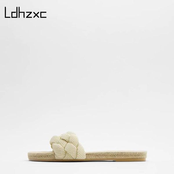 sandals ldhzxc ladies slippers and 2021 summer leather fashion round low heel slider female gladiator, Black
sandals ldhzxc ladies slippers and 2021 summer leather fashion round low heel slider female gladiator, Black