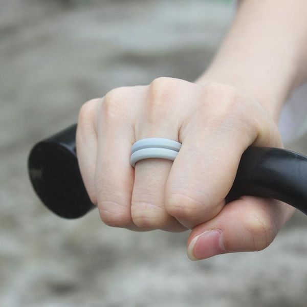 wedding rings 7 pcs/set silicone ring men matte finish metallic no slippage black silver color durable gym basketball riding, Slivery;golden
wedding rings 7 pcs/set silicone ring men matte finish metallic no slippage black silver color durable gym basketball riding, Slivery;golden