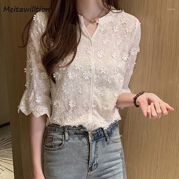 women's blouses & shirts 2021 elegant floral embroidered women summer cotton white casual half sleeve lace shirt korean office
women's blouses & shirts 2021 elegant floral embroidered women summer cotton white casual half sleeve lace shirt korean office