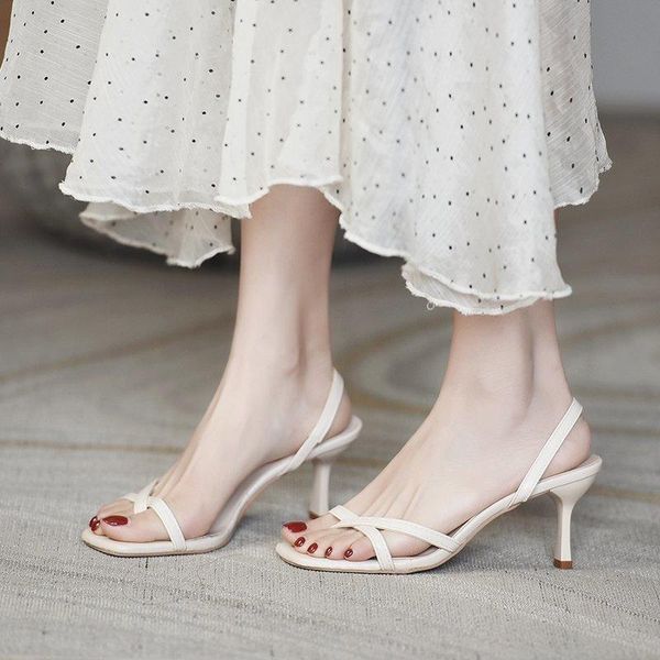 sandals fashion women narrow band vintage square toe high heels cross strap thong shape design shoes, Black
sandals fashion women narrow band vintage square toe high heels cross strap thong shape design shoes, Black