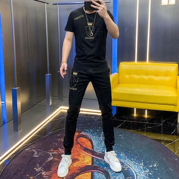 men's tracksuits suit fashion brand net red 2021 summer crown letter embroidery korean short sleeve t-shirt set, Gray
men's tracksuits suit fashion brand net red 2021 summer crown letter embroidery korean short sleeve t-shirt set, Gray