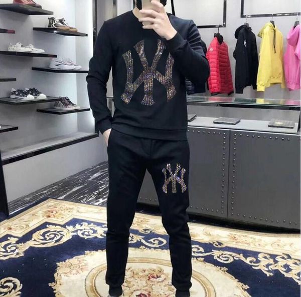 fashion hoodie set sweatshirt+ pant hip hop 2022 diamonds designer suits, Gray
fashion hoodie set sweatshirt+ pant hip hop 2022 diamonds designer suits, Gray