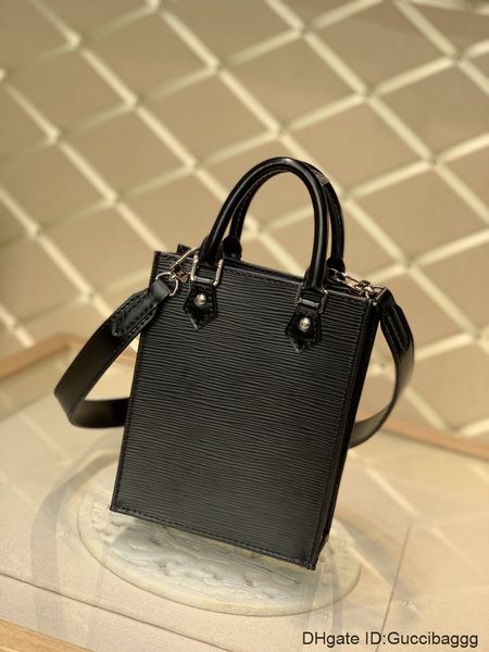 shoulder bags handbags luxurys designers bags totes handbag womens leather designers handbags purses shoulder bags,036 size:14*17*5cm
shoulder bags handbags luxurys designers bags totes handbag womens leather designers handbags purses shoulder bags,036 size:14*17*5cm