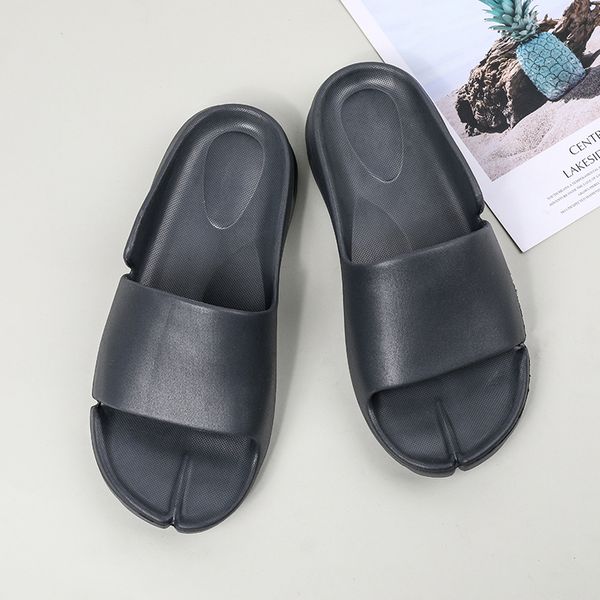 fashion funny fish slippers men shoes girls boys women summer beach slipper 2021 arrival family children slides 129, Black
fashion funny fish slippers men shoes girls boys women summer beach slipper 2021 arrival family children slides 129, Black