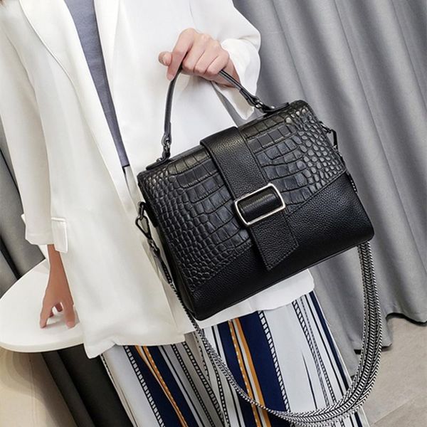 evening bags messenger bag women 2021 trend genuine leather one-shoulder portable large capacity cross body fashion small square
evening bags messenger bag women 2021 trend genuine leather one-shoulder portable large capacity cross body fashion small square