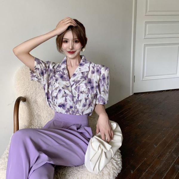 women's two piece pants retro suit collar floral shirt jacket early autumn design sense niche short chic short-sleeved, White
women's two piece pants retro suit collar floral shirt jacket early autumn design sense niche short chic short-sleeved, White