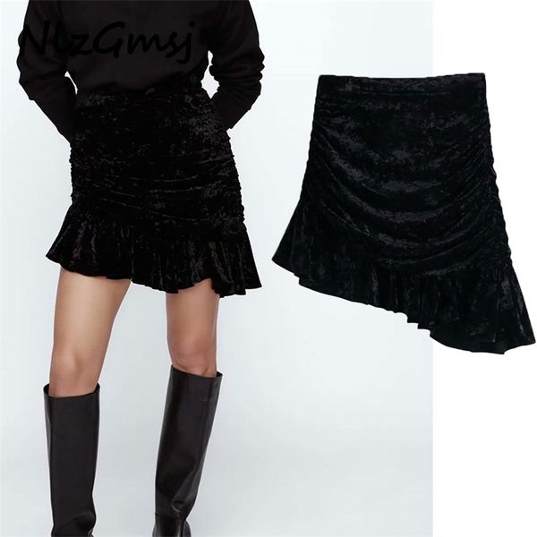 skirt women spring velvet pleated mini s back zipper ruffles black fashion female elegant casual clothes 210628
skirt women spring velvet pleated mini s back zipper ruffles black fashion female elegant casual clothes 210628