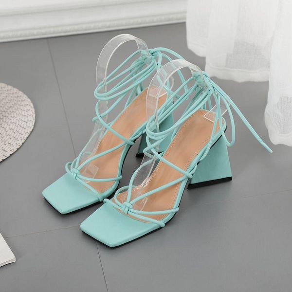 sandals 2021 low-heeled shoes with strap square toe suit female beige large size high comfort girls fashion summ, Black
sandals 2021 low-heeled shoes with strap square toe suit female beige large size high comfort girls fashion summ, Black