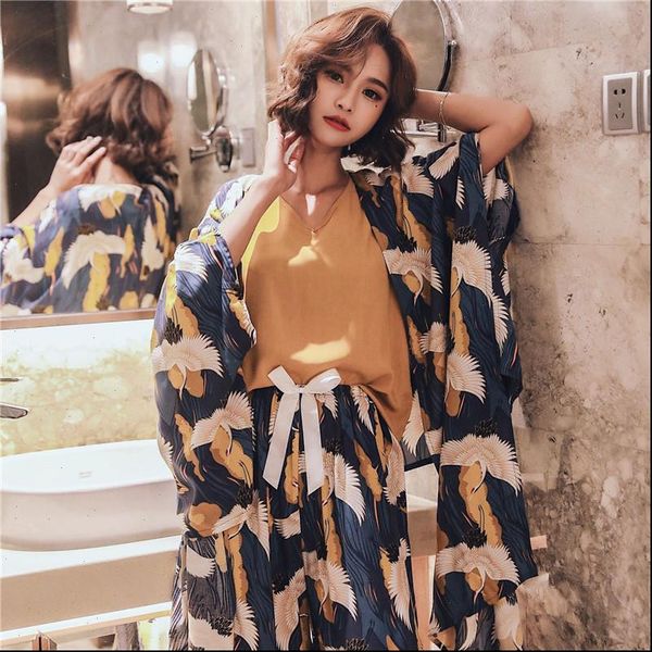 4 pieces soft autumn winter women sleepwear pajamas sets floral printed with shorts female leisure nightwear suit, Black;red
4 pieces soft autumn winter women sleepwear pajamas sets floral printed with shorts female leisure nightwear suit, Black;red