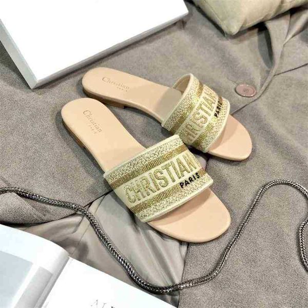 d family embroidered slippers women's summer wear 2021 new d letter leisure vacation sheepskin thick heel flat sandals zlh, Black
d family embroidered slippers women's summer wear 2021 new d letter leisure vacation sheepskin thick heel flat sandals zlh, Black