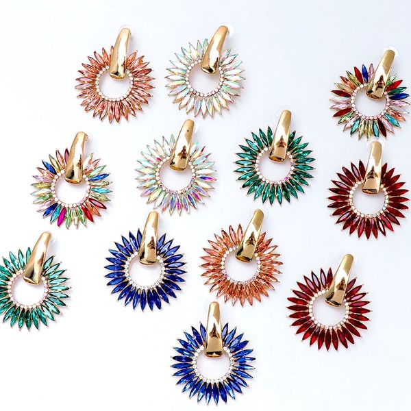 dangle & chandelier fashion sunflower zircon earrings for women colorful daisy metal high-end grace earring jewelry wholesale gifts, Silver
dangle & chandelier fashion sunflower zircon earrings for women colorful daisy metal high-end grace earring jewelry wholesale gifts, Silver