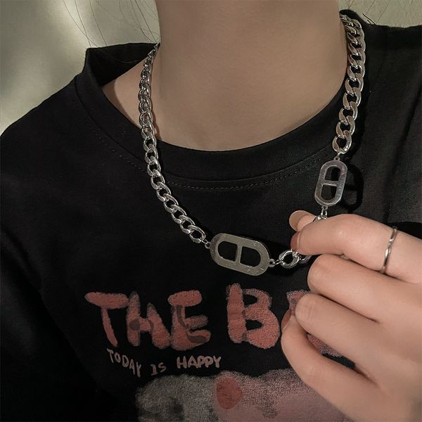 simple metal cold wind ti-tanium steel geometric korean design personality trend neckchain minority temperament necklace female, Silver
simple metal cold wind ti-tanium steel geometric korean design personality trend neckchain minority temperament necklace female, Silver