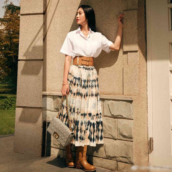 spring 2021 women's clue will see white shirt print half skirt fashion ladies pieces together, Black
spring 2021 women's clue will see white shirt print half skirt fashion ladies pieces together, Black
