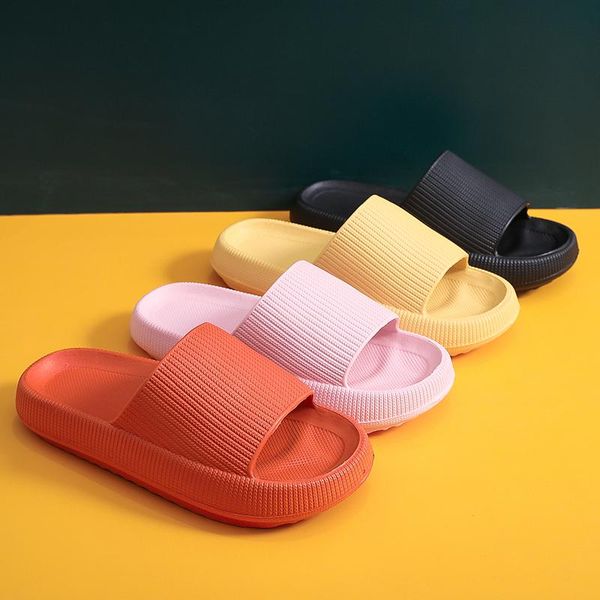 slippers women thick platform summer beach eva soft slide sandals leisure men ladies indoor bathroom anti-slipshoes 2021, Black
slippers women thick platform summer beach eva soft slide sandals leisure men ladies indoor bathroom anti-slipshoes 2021, Black