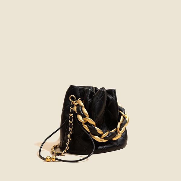 evening bags autumn and winter fashion women handbag luxury design bucket bag female 2021trendy lozenge shoulder elegant messenger
evening bags autumn and winter fashion women handbag luxury design bucket bag female 2021trendy lozenge shoulder elegant messenger