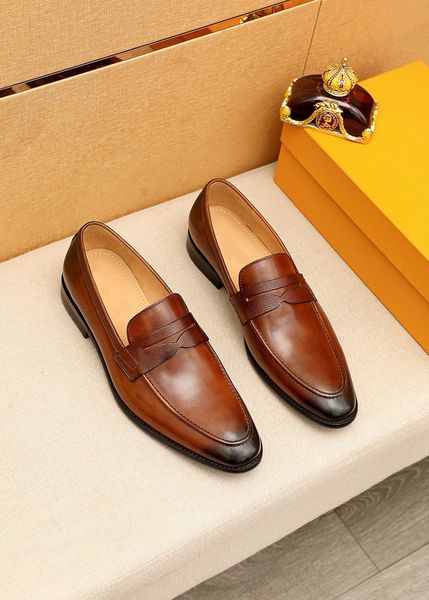 2022 men elegant designer wedding party dress shoes mens brand business casual loafers fashion handmade oxford shoes size 38-45, Black
2022 men elegant designer wedding party dress shoes mens brand business casual loafers fashion handmade oxford shoes size 38-45, Black