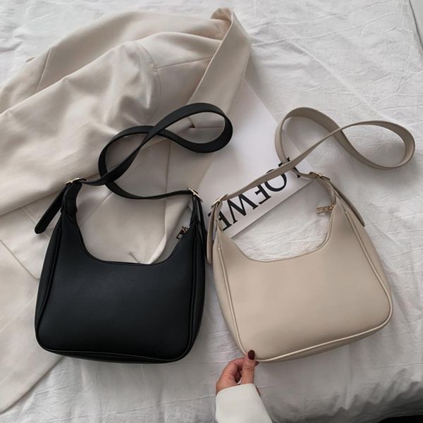 2021 new street crescent zipper one shoulder handbag casual retro simple mini messenger dinner bag cinderella princess
2021 new street crescent zipper one shoulder handbag casual retro simple mini messenger dinner bag cinderella princess