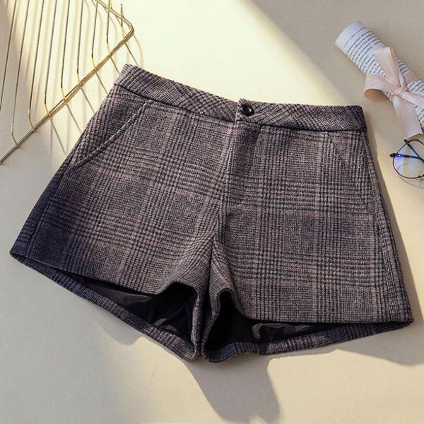 women's shorts autumn and winter temperament commuter plaid pockets casual large size loose high waist, White;black
women's shorts autumn and winter temperament commuter plaid pockets casual large size loose high waist, White;black