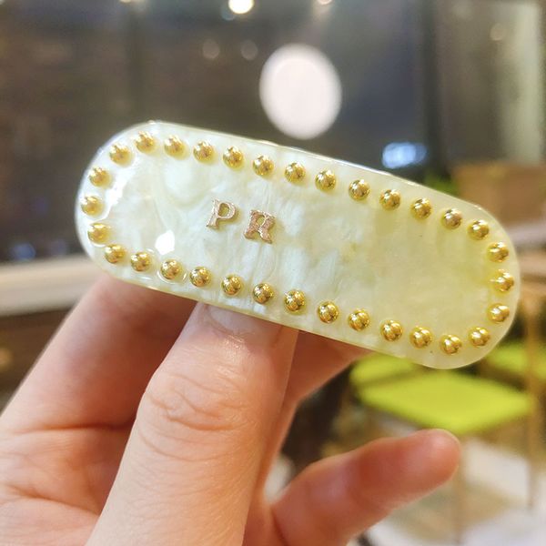 dhl new arrival triangel hair clip with stamp 3 colors women letter triangle barrettes fashion hair accessories for gift, Golden;silver
dhl new arrival triangel hair clip with stamp 3 colors women letter triangle barrettes fashion hair accessories for gift, Golden;silver