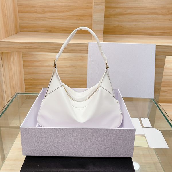 designer bag handbags shoulder bags high-quality genuine leather luxury handbag fashion brand high-capacity 5 different colors with the orig
designer bag handbags shoulder bags high-quality genuine leather luxury handbag fashion brand high-capacity 5 different colors with the orig