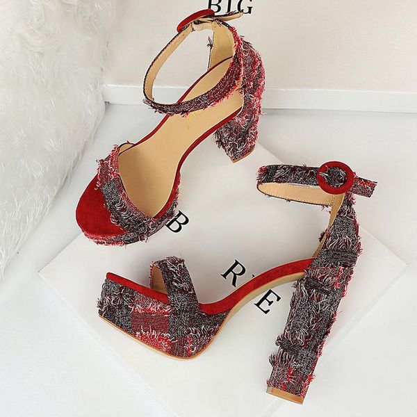 dress shoes 2021 women 13cm high heels sandals wedding bridal 4.5cm platform denim jeans red sandles prom elegant stripper strap, Black
dress shoes 2021 women 13cm high heels sandals wedding bridal 4.5cm platform denim jeans red sandles prom elegant stripper strap, Black