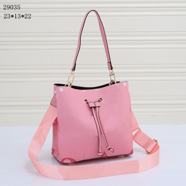 2021 stlye mini handbags women bucket bag good quality l flower shoulder bags fashion drawstring handbag purse
2021 stlye mini handbags women bucket bag good quality l flower shoulder bags fashion drawstring handbag purse