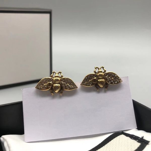 2022 brand original jewelry designer stud ear new bee insect women's personalized high-end earrings, Golden;silver
2022 brand original jewelry designer stud ear new bee insect women's personalized high-end earrings, Golden;silver