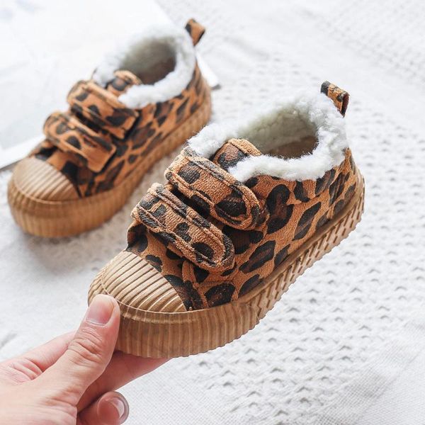 sneakers autumn winter kids warm fur shoes boys loafers girls flat moccasins leather children chaussures enfant size 25-36, Black;red
sneakers autumn winter kids warm fur shoes boys loafers girls flat moccasins leather children chaussures enfant size 25-36, Black;red