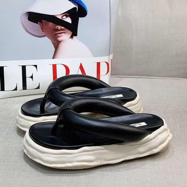 slippers sandals woman 2021thick-soled flip-flops, bubble and fat beach for summer women's claquette femme, Black
slippers sandals woman 2021thick-soled flip-flops, bubble and fat beach for summer women's claquette femme, Black