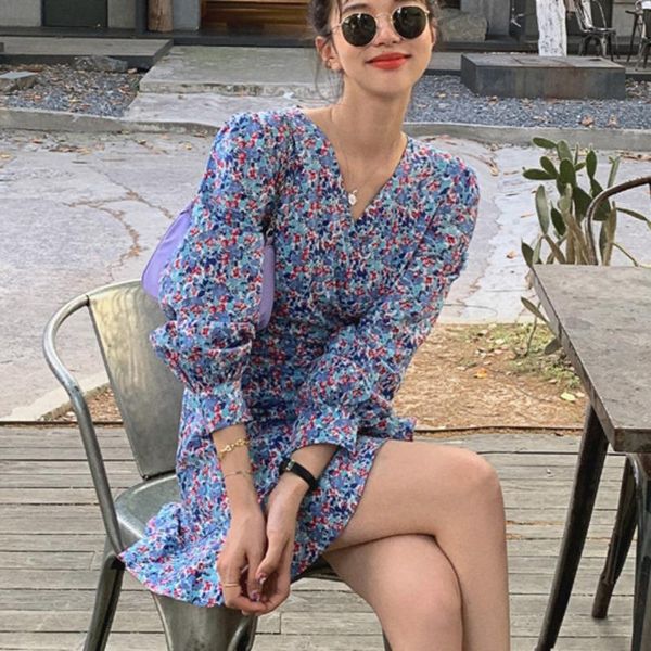 printed floral vintage dress women long sleeve korean elegant female boho beach chiffon mini dresses 2021 autumn roupa feminina casual, Black;gray
printed floral vintage dress women long sleeve korean elegant female boho beach chiffon mini dresses 2021 autumn roupa feminina casual, Black;gray