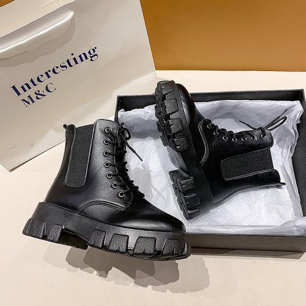 boots 2021 patent leather for women lace up platform winter keep warm non-slip short booties ladies botas mujer, Black
boots 2021 patent leather for women lace up platform winter keep warm non-slip short booties ladies botas mujer, Black