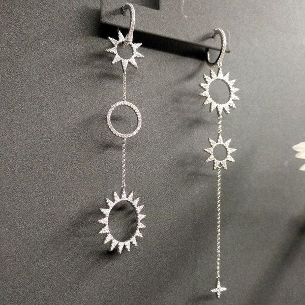 hoop & huggie s925 sterling silver white gold sun tassel earrings long exaggerated women fashion classic gear, Golden;silver
hoop & huggie s925 sterling silver white gold sun tassel earrings long exaggerated women fashion classic gear, Golden;silver