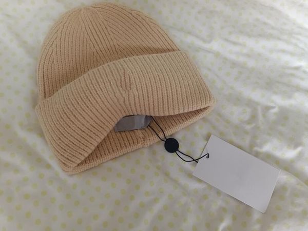 wholesale beanies winter elasticity caps hats women and men with real raccoon fur pompoms warm girl cap snapback pompon beanie, Blue;gray
wholesale beanies winter elasticity caps hats women and men with real raccoon fur pompoms warm girl cap snapback pompon beanie, Blue;gray