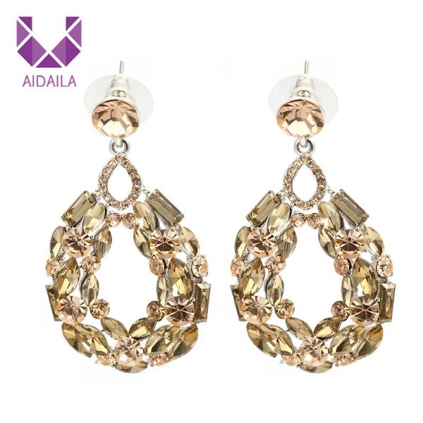 dangle & chandelier women drop earrings for ladies with full zircon beautiful design trendy fashion, Silver
dangle & chandelier women drop earrings for ladies with full zircon beautiful design trendy fashion, Silver