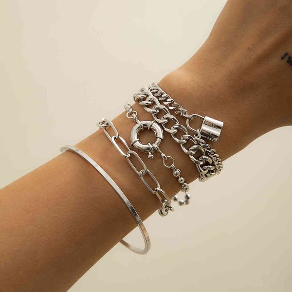 special offer 70% off luxury jewelry selling multi-layer c-shape mixed with 0-shaped chain 5-piece geometric round buckle bracelet accessori, Silver
special offer 70% off luxury jewelry selling multi-layer c-shape mixed with 0-shaped chain 5-piece geometric round buckle bracelet accessori, Silver