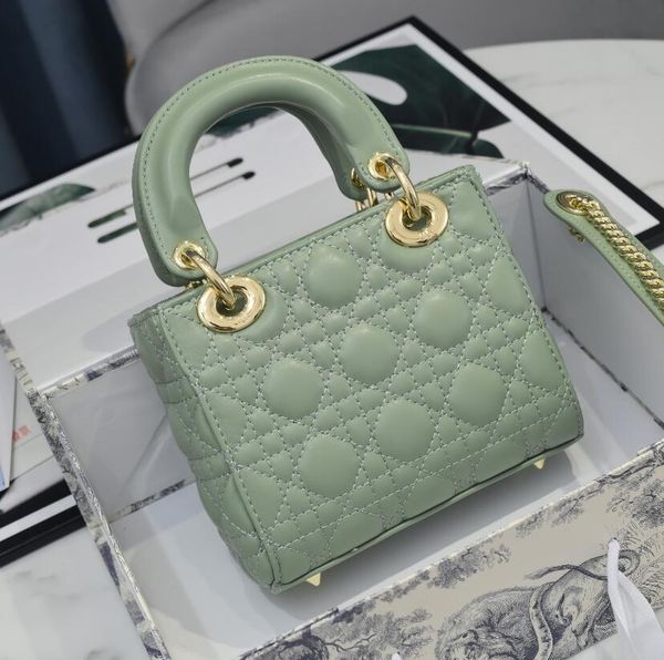 designer handbags ladies calfskin classic diamond quilted bag chains double flap medium genuine leather crossbody shoulder bags no box
designer handbags ladies calfskin classic diamond quilted bag chains double flap medium genuine leather crossbody shoulder bags no box