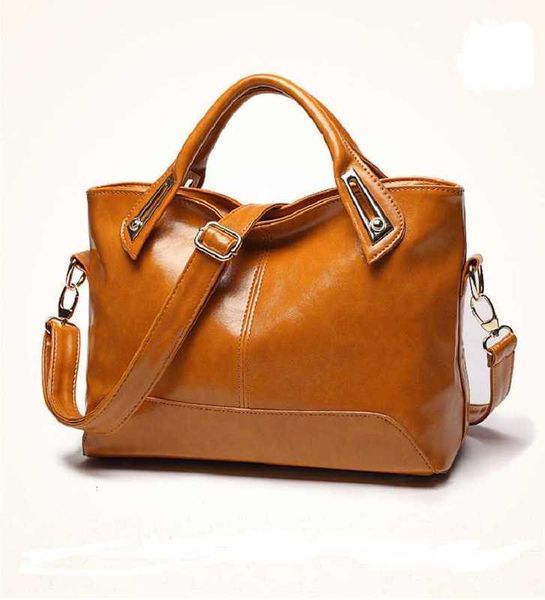 2021 fashion simple bag oil wax leather women's one shoulder msenger handbag handbag
2021 fashion simple bag oil wax leather women's one shoulder msenger handbag handbag