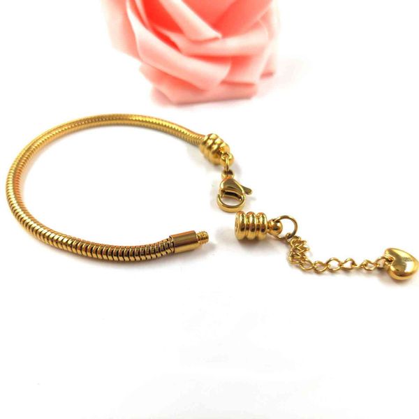 chinese-style products pan family fashion stainless steel versatile snake chain bracelet men's and women's soft
chinese-style products pan family fashion stainless steel versatile snake chain bracelet men's and women's soft