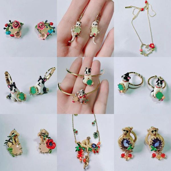 charm bracelets cute lovely puppy cat dog bracelet bangles for women elegant enamel glaze french fashion animal flower jewelry accessories, Golden;silver
charm bracelets cute lovely puppy cat dog bracelet bangles for women elegant enamel glaze french fashion animal flower jewelry accessories, Golden;silver