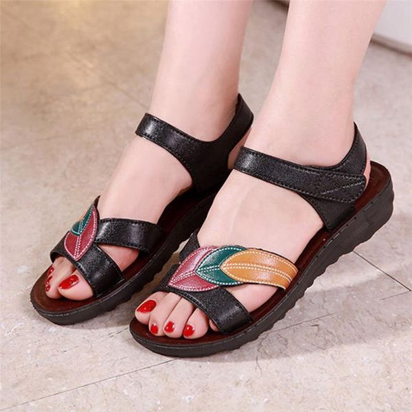 sandals sandalias mujer 2021 summer women's flat bottom beach middle-aged mother shoes vintage de verano para 38, Black
sandals sandalias mujer 2021 summer women's flat bottom beach middle-aged mother shoes vintage de verano para 38, Black