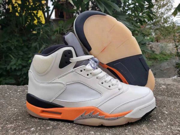 (with box)2021 5 shattered backboard basketball shoes men orange silver black 5s sneaker
(with box)2021 5 shattered backboard basketball shoes men orange silver black 5s sneaker