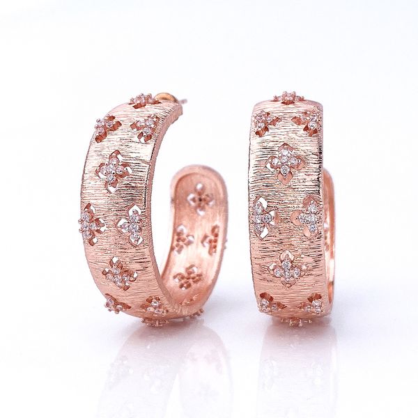 latest design of 18k rose gold hoop earring bronze flowers zircon snowflake drop cuff earrings woman bohemian fashion designers jewelry for, Golden;silver
latest design of 18k rose gold hoop earring bronze flowers zircon snowflake drop cuff earrings woman bohemian fashion designers jewelry for, Golden;silver