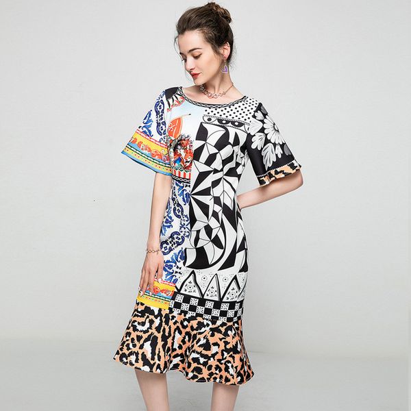 dress will see female runway fashion designers short impression knee height dressed, Black;gray
dress will see female runway fashion designers short impression knee height dressed, Black;gray