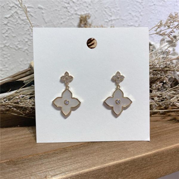 flower leaf earrings for women natural shell zirconia fashion jewelry dangle s925 sterling silverpin stud, Golden;silver
flower leaf earrings for women natural shell zirconia fashion jewelry dangle s925 sterling silverpin stud, Golden;silver